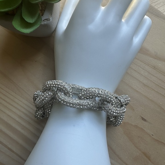 J Crew  Chunky Chain Link Pave Bracelet Size 7 Rhinestone Silver Tone Sparkly - Picture 1 of 10